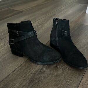 ⭐️HP⭐️ Ralph Laurel Boots